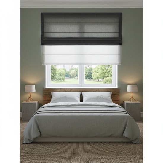 Спальня с двойными римскими шторами (светлая полупрозрачная и темная плотная)