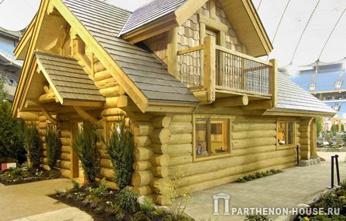 Рубленный деревянный дом