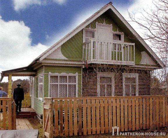 рубленая деревянная дача