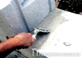 удаляем остатки клея