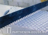 неровность в блоке стены из газобетонных блоков