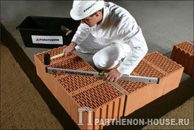 кладка кирпичных блоков POROTHERM (Поротерм)
