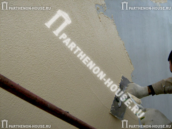 нанесение тонкослойной штукатурки