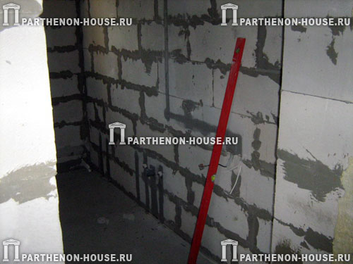 Штукатурка стен из газобетона внутри дома. Требования к отделке стен из газоблоков