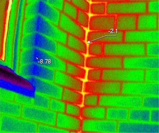 Тепловизионное обследование конструкций дома
