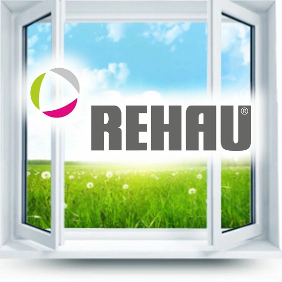 Окна Rehau в загородном доме