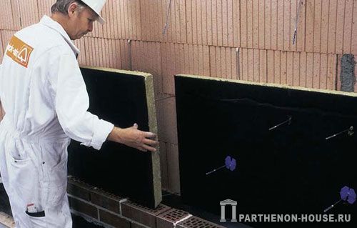 Технология кладки лицевого кирпича. Утепление фасада.