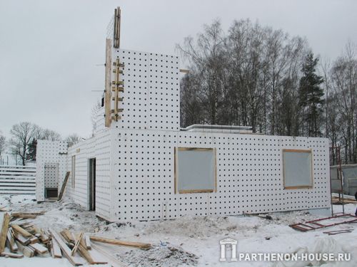 Строительство дома - несъёмная опалубка PLASTBAU (ПЛАСТБАУ)