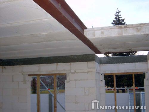 Строительство дома из газобетона, газобетонных блоков. Сборные панели перекрытия из газобетона.