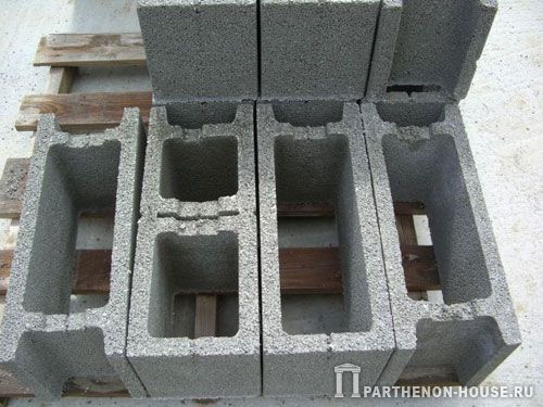 Строительство бетонного бассейна. Блоки-формы, как элементы несъемной опалубки.
